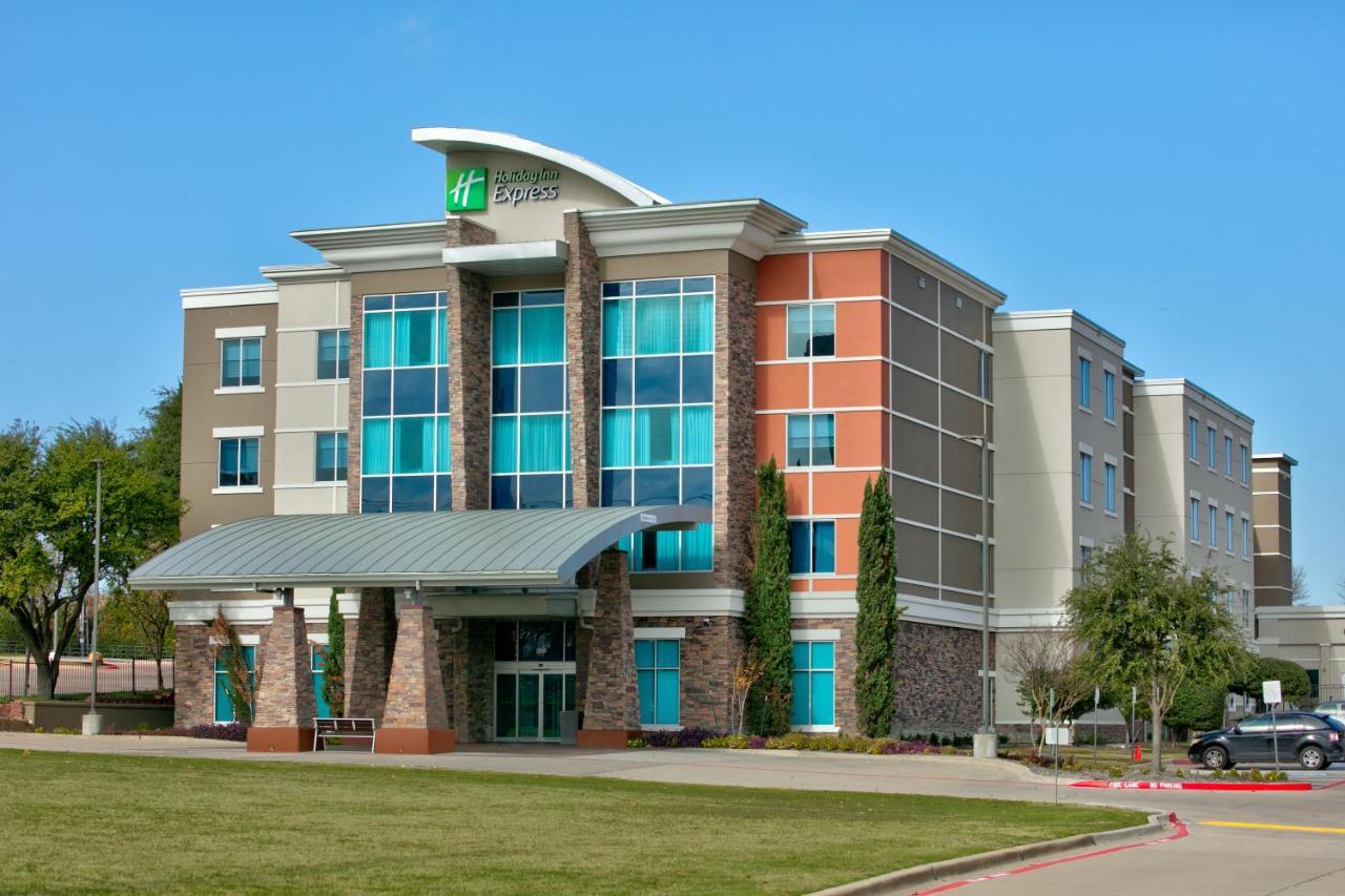 Holiday Inn Express & Suites North Dallas At Preston By Ihg Екстер'єр фото
