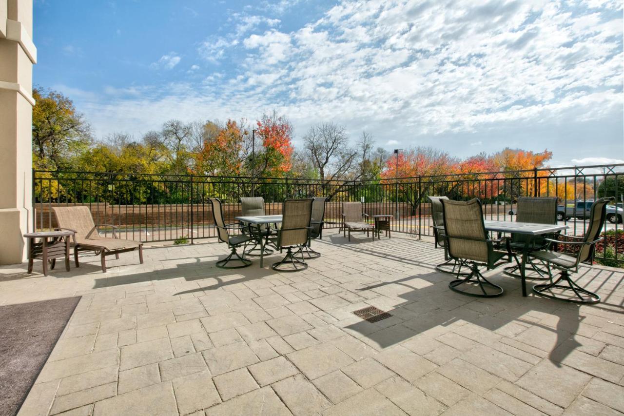 Holiday Inn Express & Suites North Dallas At Preston By Ihg Екстер'єр фото