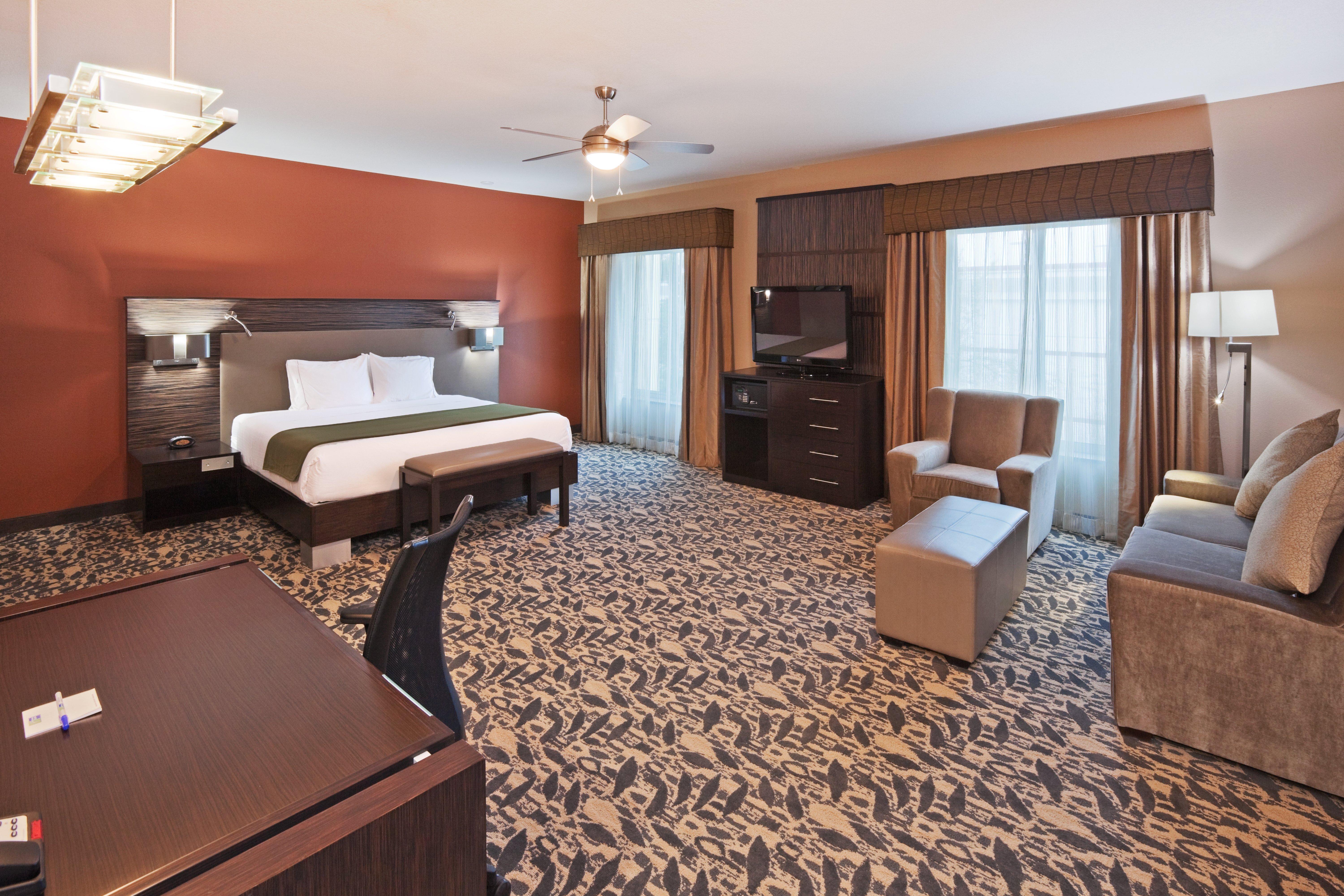 Holiday Inn Express & Suites North Dallas At Preston By Ihg Екстер'єр фото